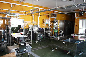 大豆ペースト製造室